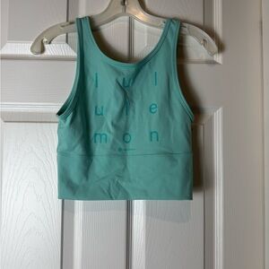 Lululemon Aqua Cropped pivot Tank size 8